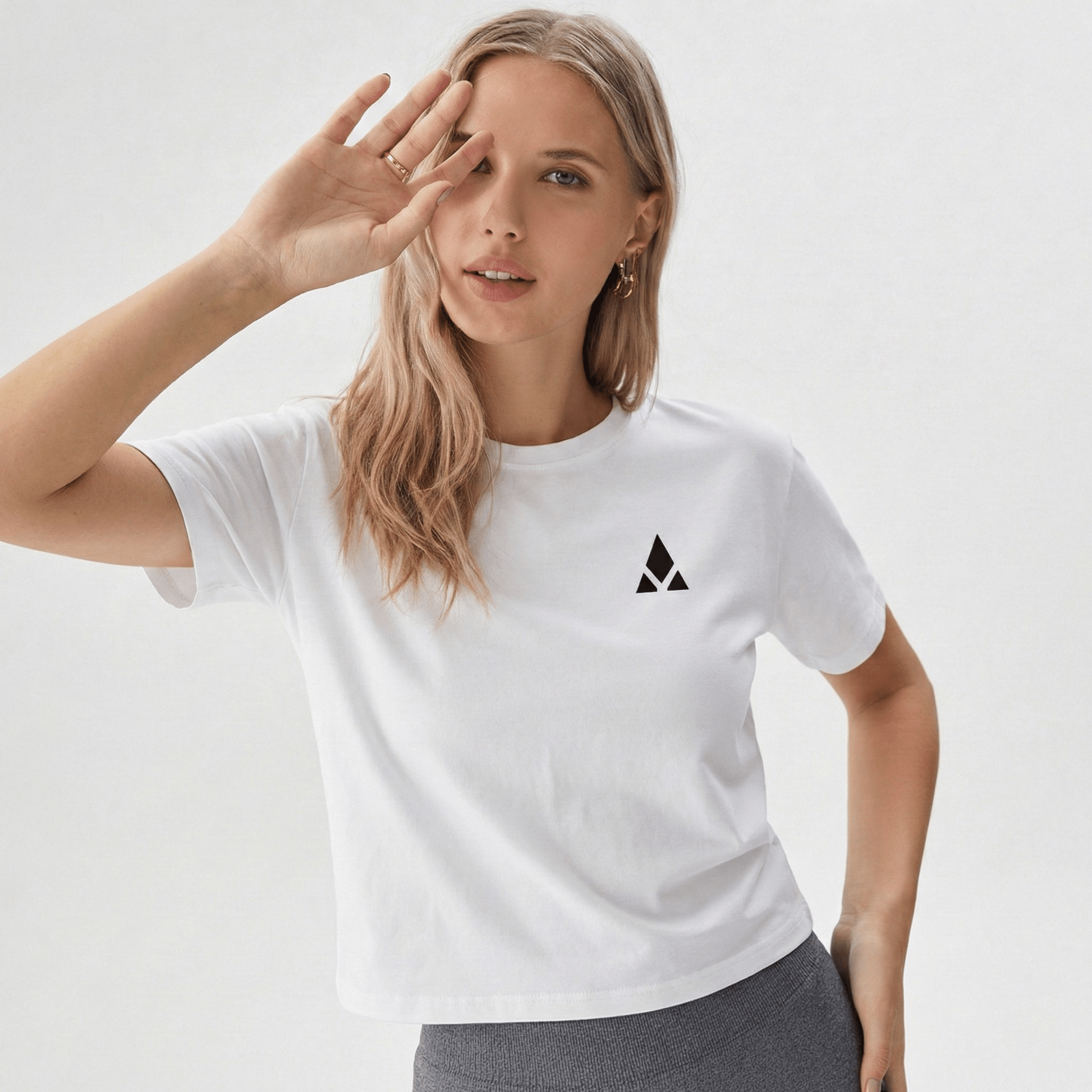 Camiseta blanca de cuello redondo mujer - Aury SportPrint MaterialAury SportSCamiseta blanca de cuello redondo mujer