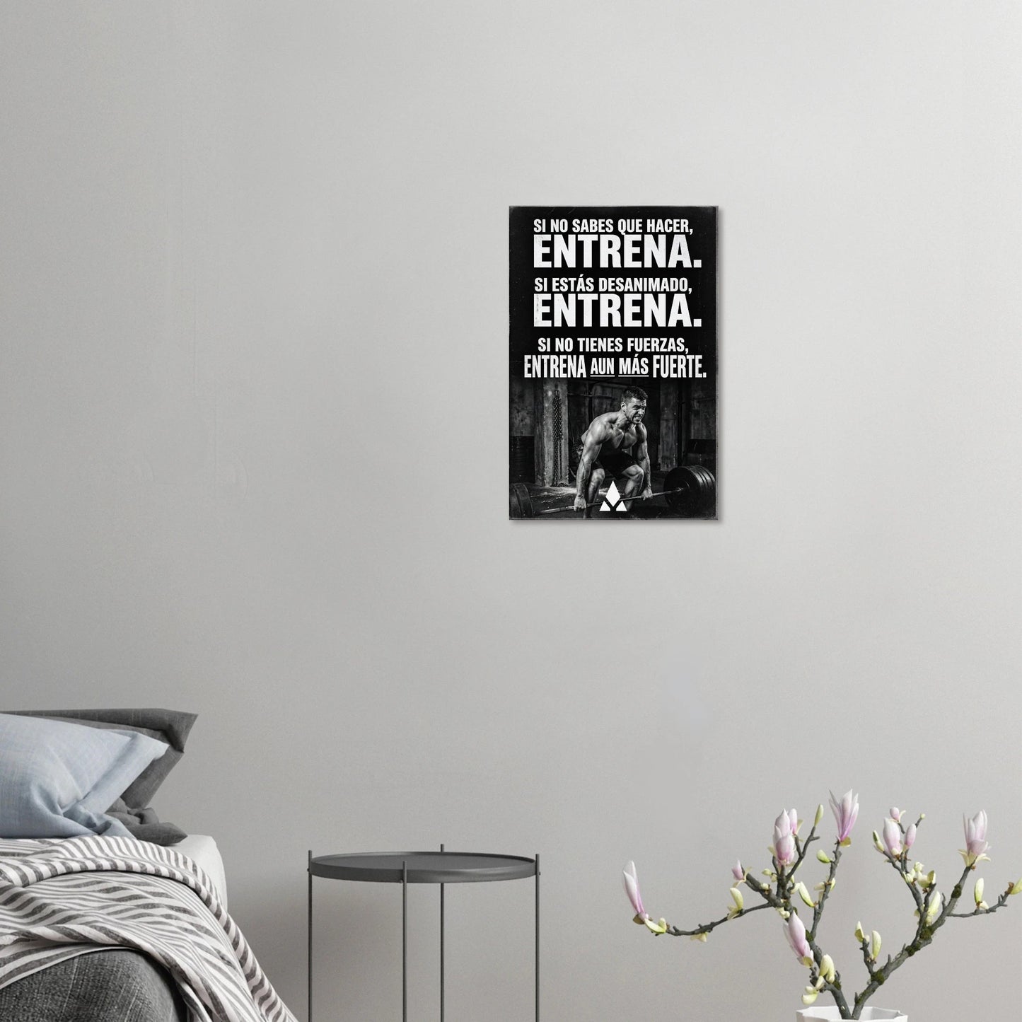 Lienzo Motivacional "ENTRENA": Inspiración para el Gimnasio en Blanco y Negro, Disponible en Múltiples Tamaños - Aury SportPrint MaterialAury Sport40x60 cm / 16x24″6995b34c - e56c - 4ef7 - a61c - fe85de5285da